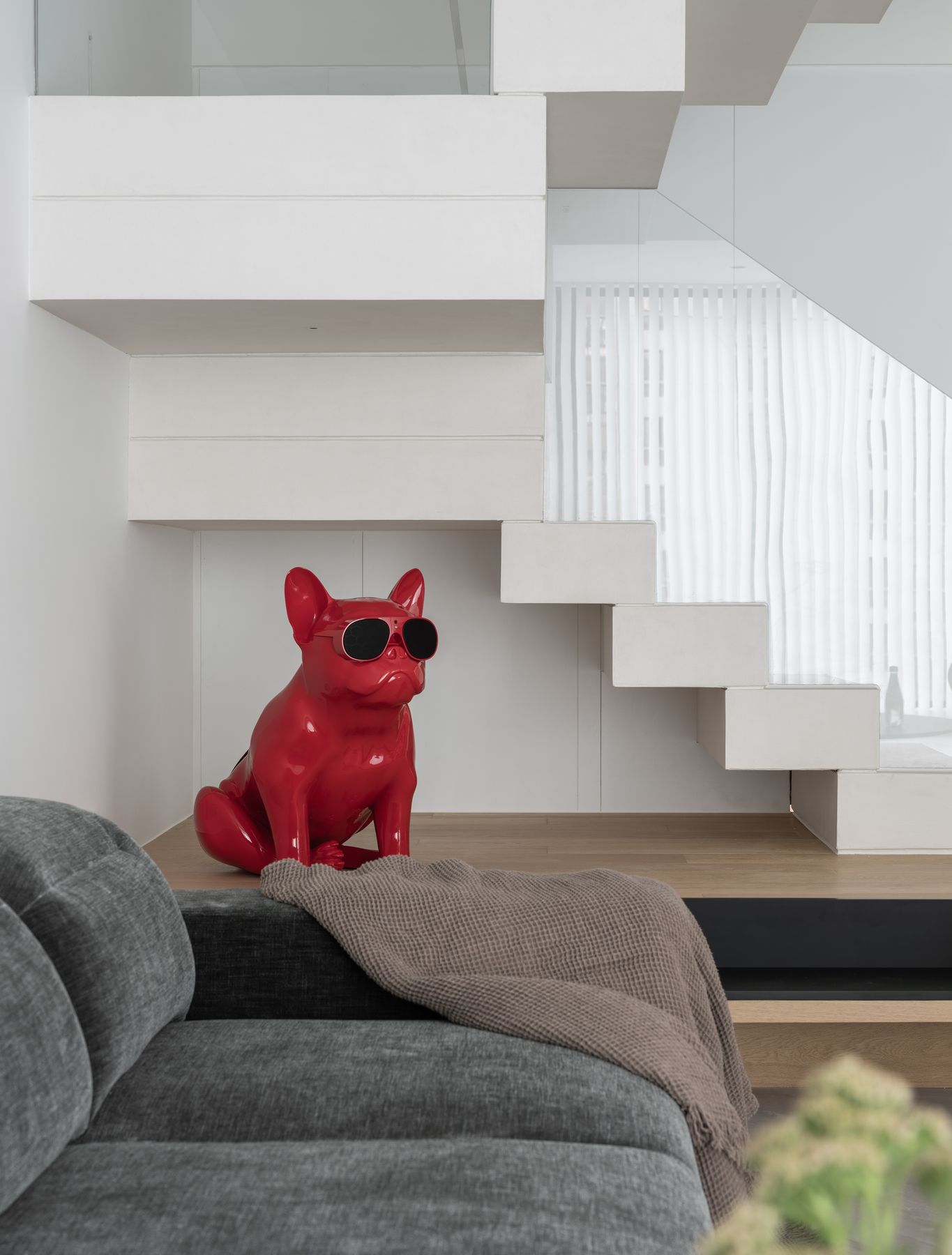 Suspended stair — 8