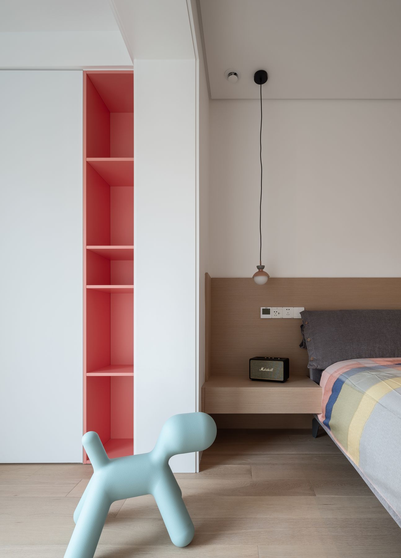 Suspended stair — 18
