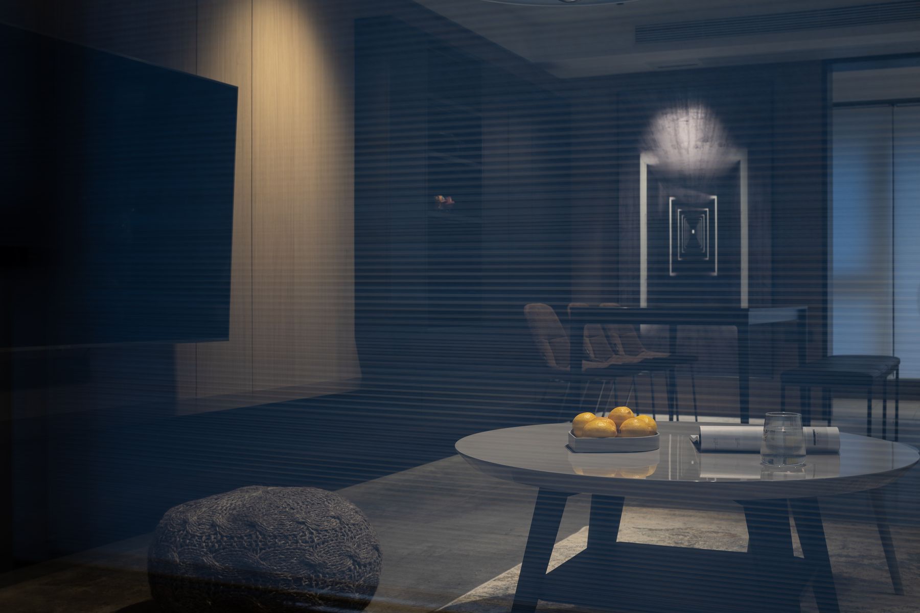 Night salon — 12