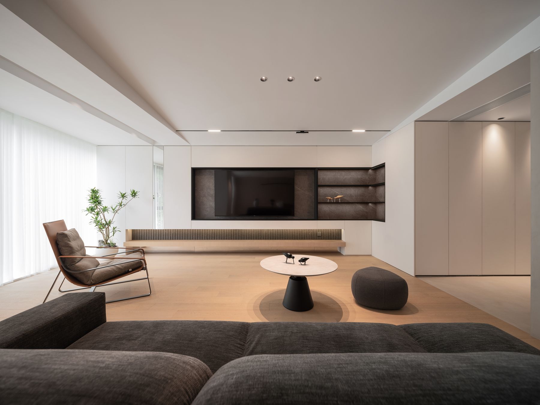 Linhai living room — 1